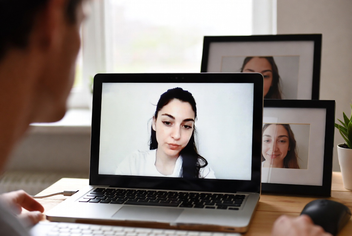 Live Chat Room with Girls