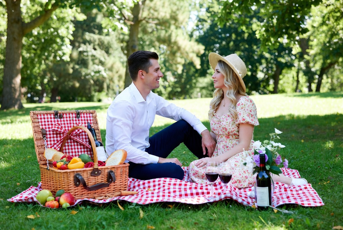 How to impress slavic Girl - picnic date