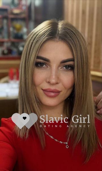 blonde russian women